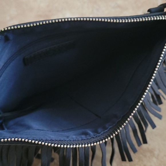 *NEW* Chico's Black & Silver Jubilee Fringe Crossbody Clutch - Picture 8 of 10